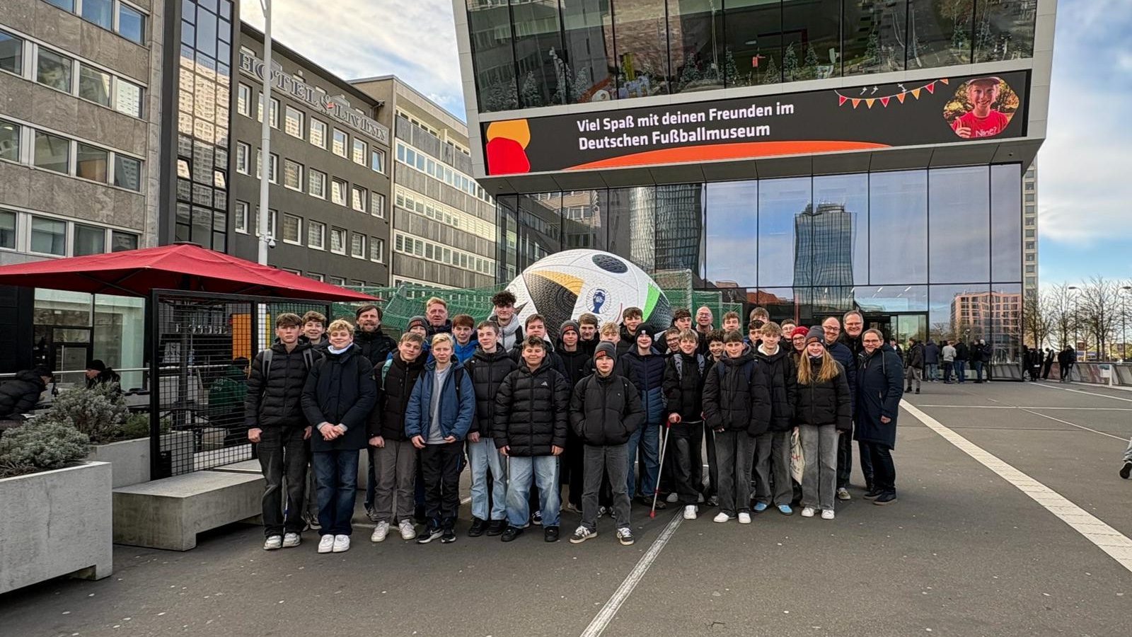 Dies ist das Foto von der Fahrt zum Deutschen Fußballmuseum in Dortmund.